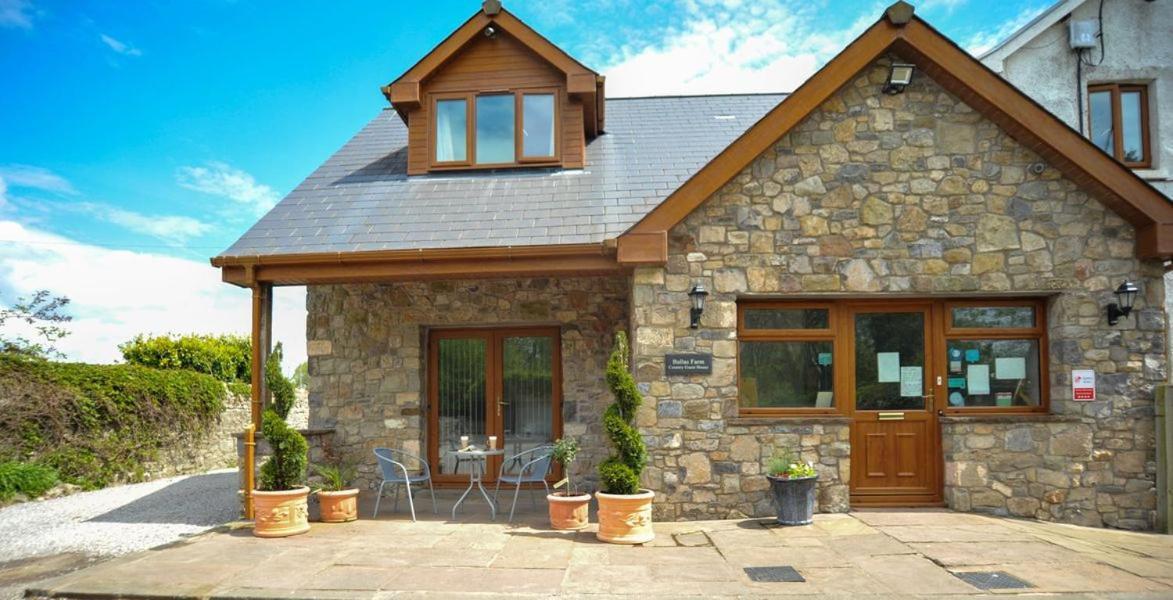 Alojamento de Acomodação e Pequeno-almoço Ballas Farm Country Bridgend (Wales)