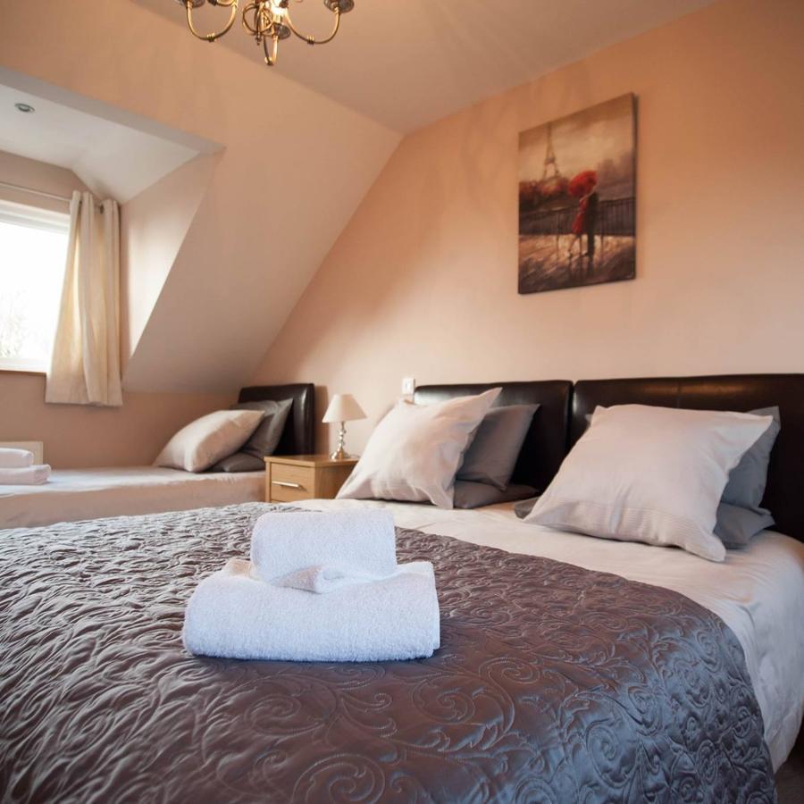 Ballas Farm Country Bridgend (Wales)